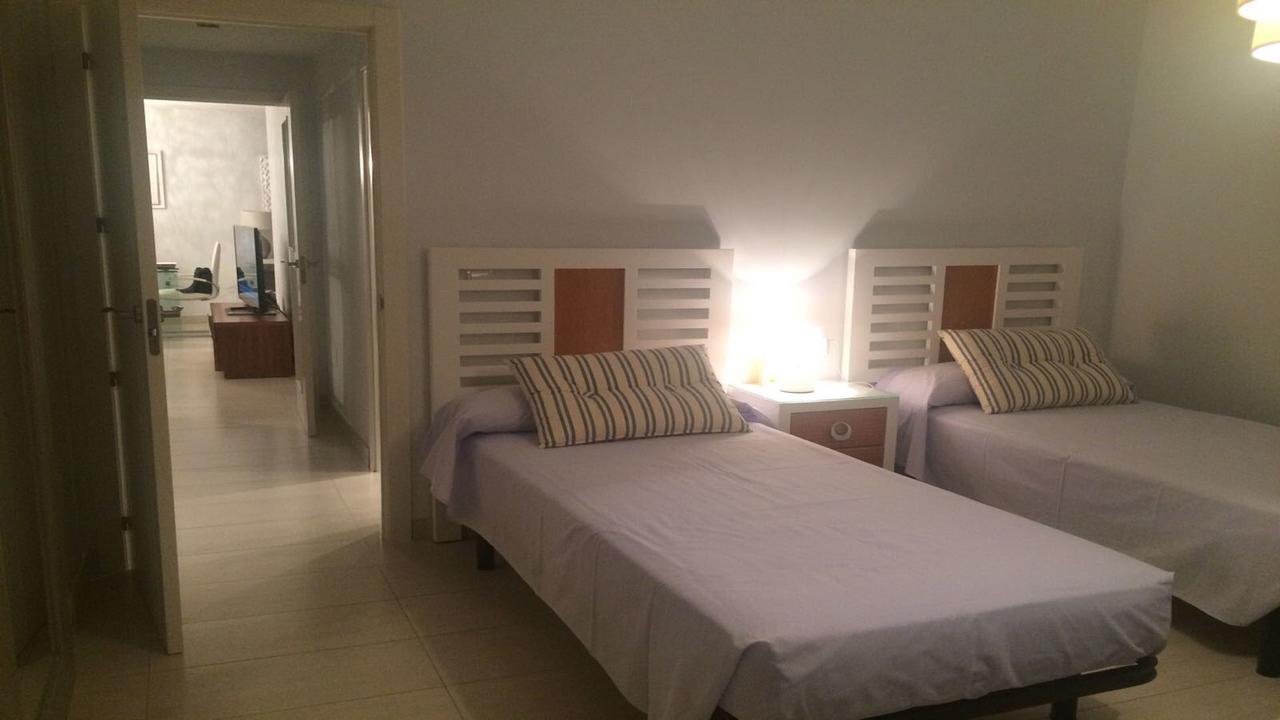 Pez Espada 1ª Linea Playa Y Parking Incluido 托雷莫利诺斯 外观 照片